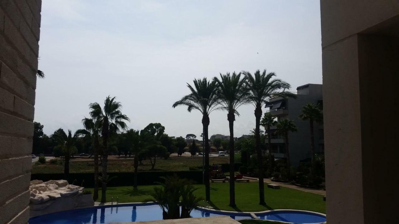 Torredembarra Apartment Bagian luar foto
